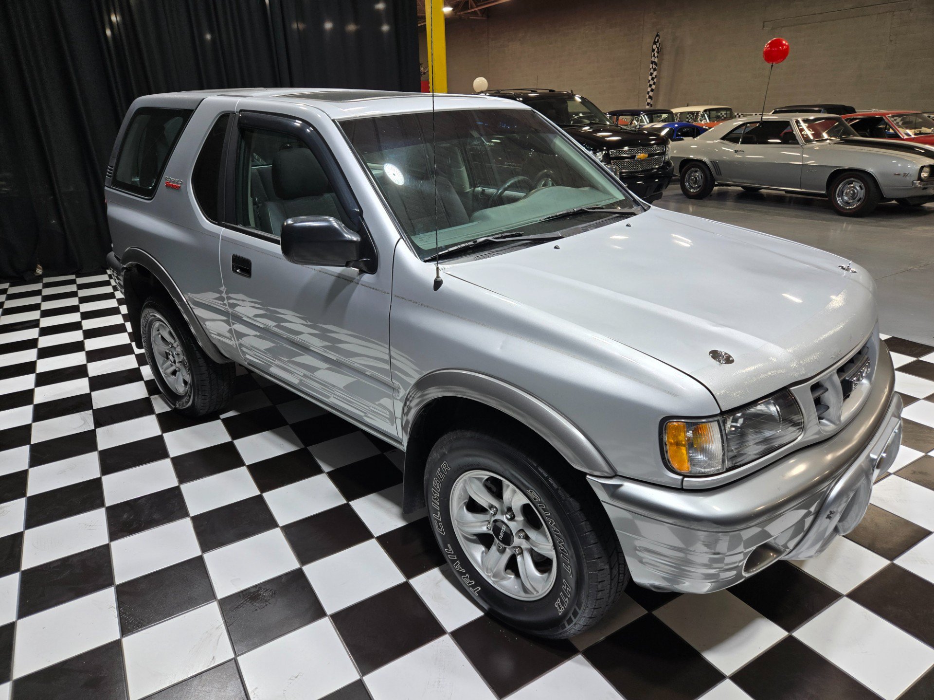 Used 2002 Isuzu Rodeo Sport RWD image 58