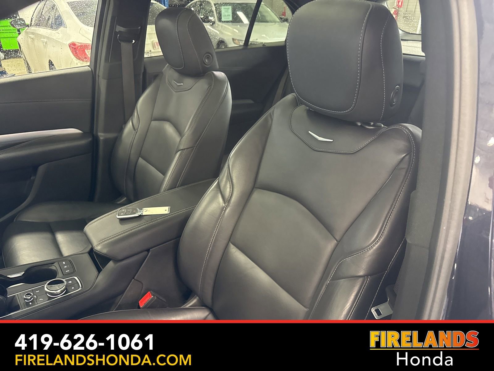 Used 2022 Cadillac XT4 Premium Luxury w/ Enhanced Visibility Package image 15