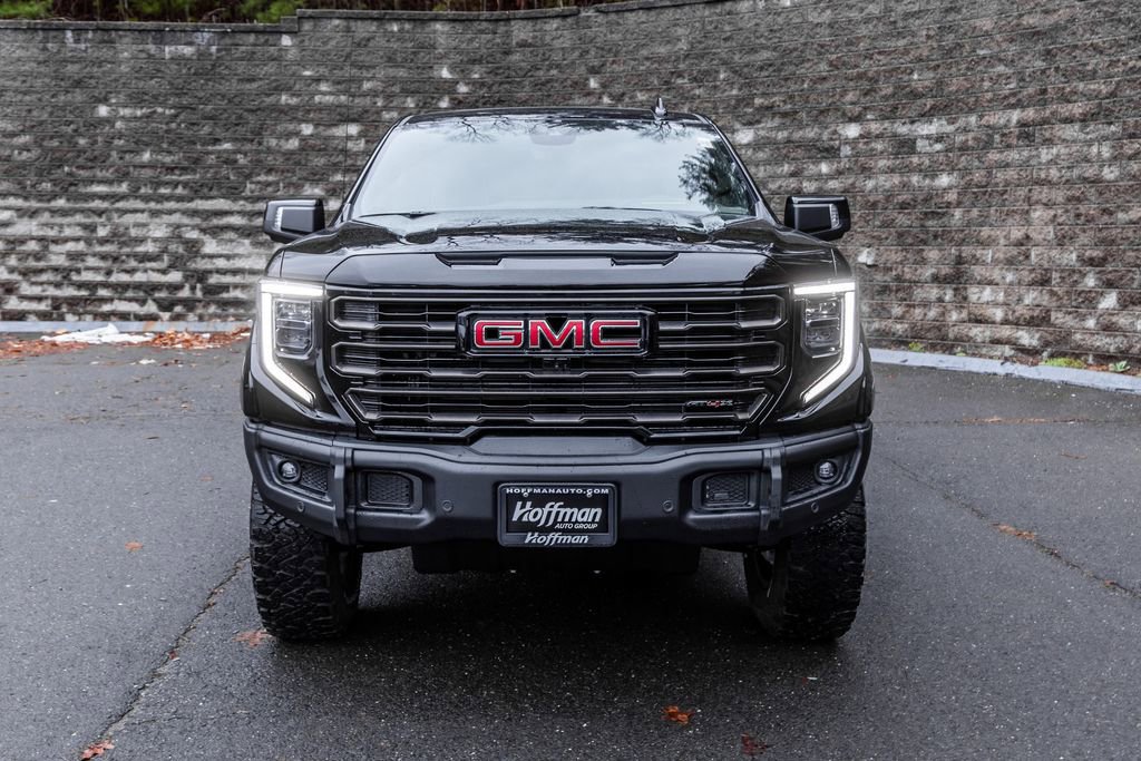 Used 2025 GMC Sierra 1500 AT4X image 3