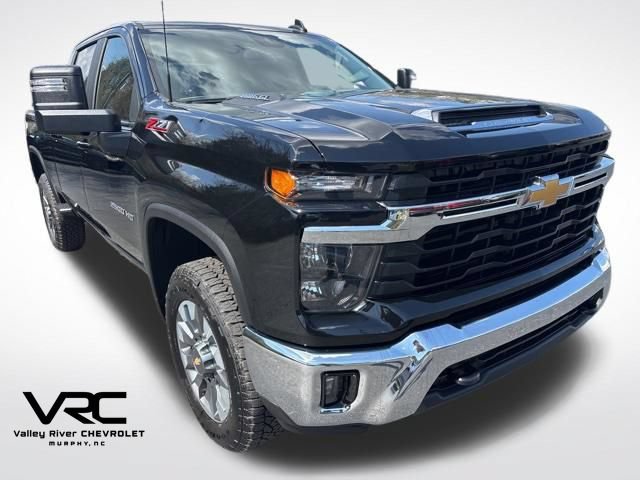 New 2026 Chevrolet Silverado 2500 LT