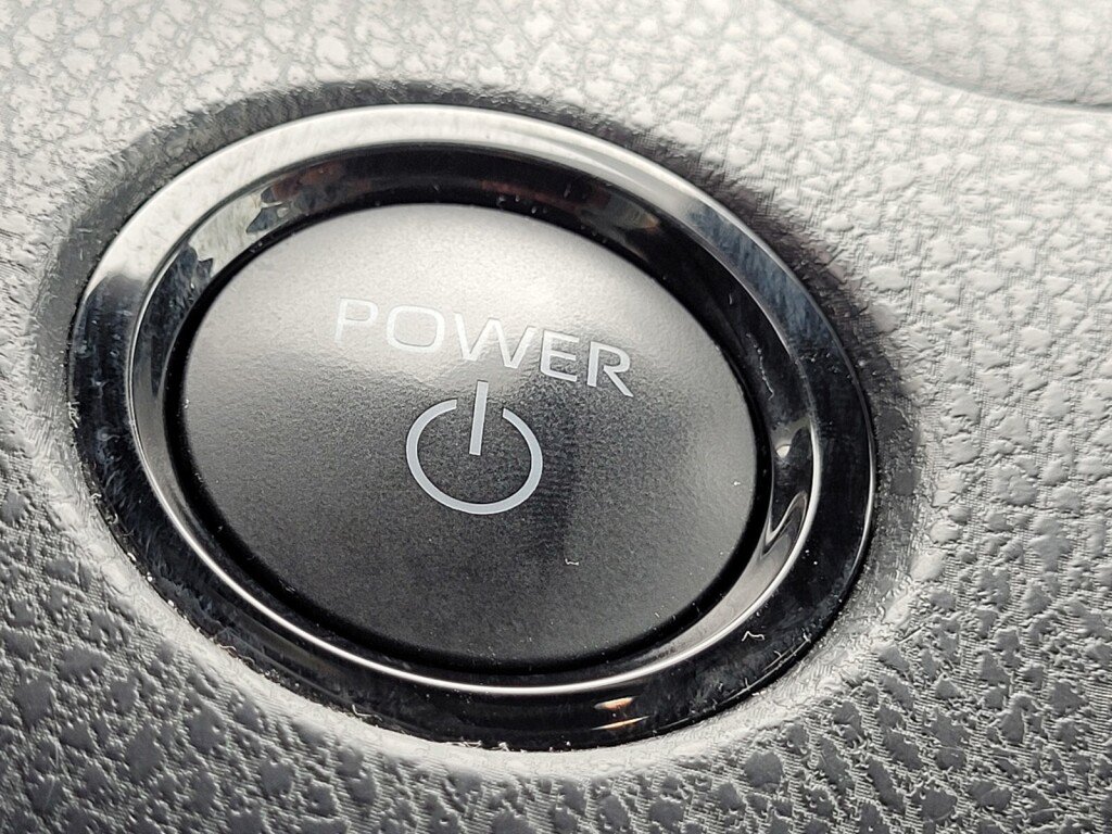 Used 2025 Toyota Camry LE FWD image 14