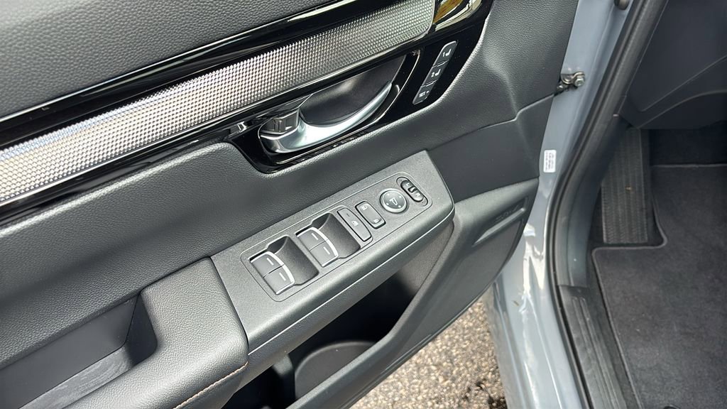 Certified 2026 Honda CR-V Sport Touring image 14