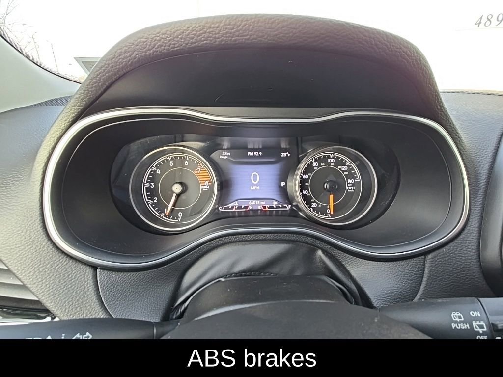 Used 2019 Jeep Cherokee Limited image 22