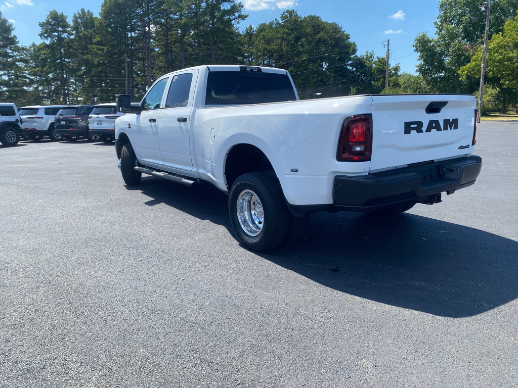 New 2026 RAM 3500 Tradesman AWD/4WD image 7