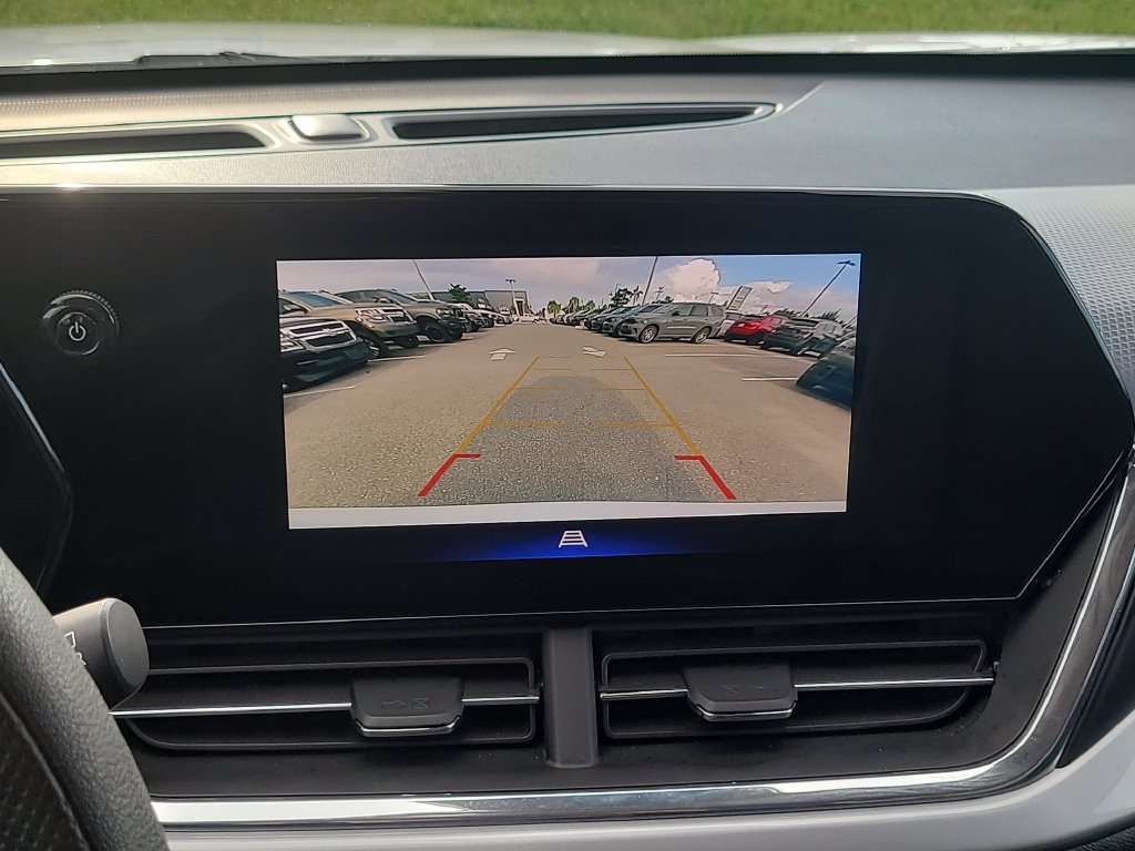 Used 2025 Chevrolet Trax LT FWD image 25