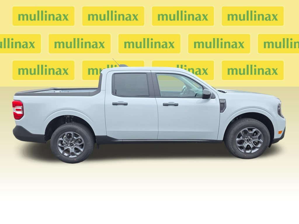 Used 2026 Ford Maverick XLT w/ XLT Luxury Package AWD/4WD image 2