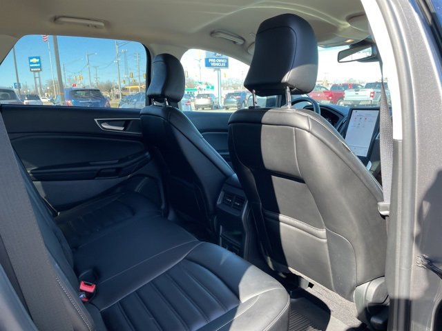Used 2022 Ford Edge SEL w/ Convenience Package image 12