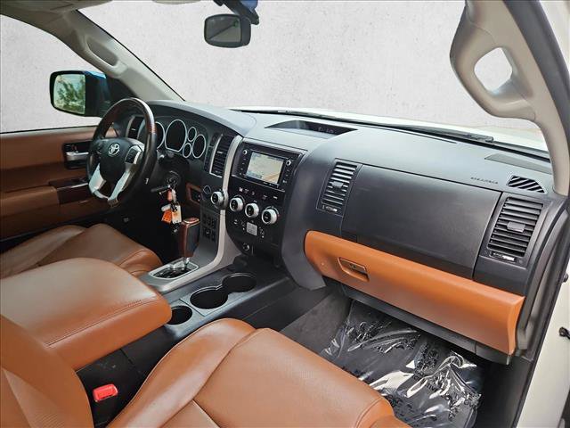Used 2016 Toyota Sequoia Platinum AWD/4WD image 25