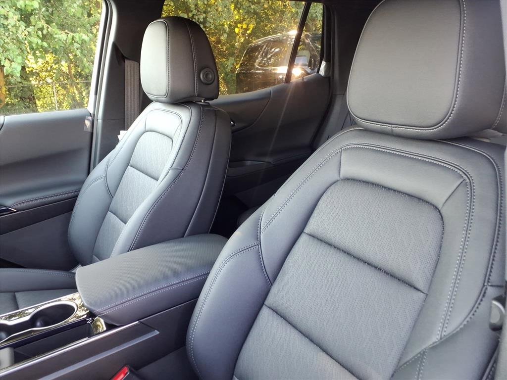 New 2026 Chevrolet Equinox LT w/ Convenience Package II image 12