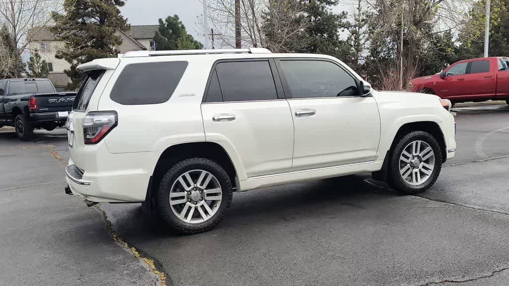 Used 2016 Toyota 4Runner Limited AWD/4WD image 9