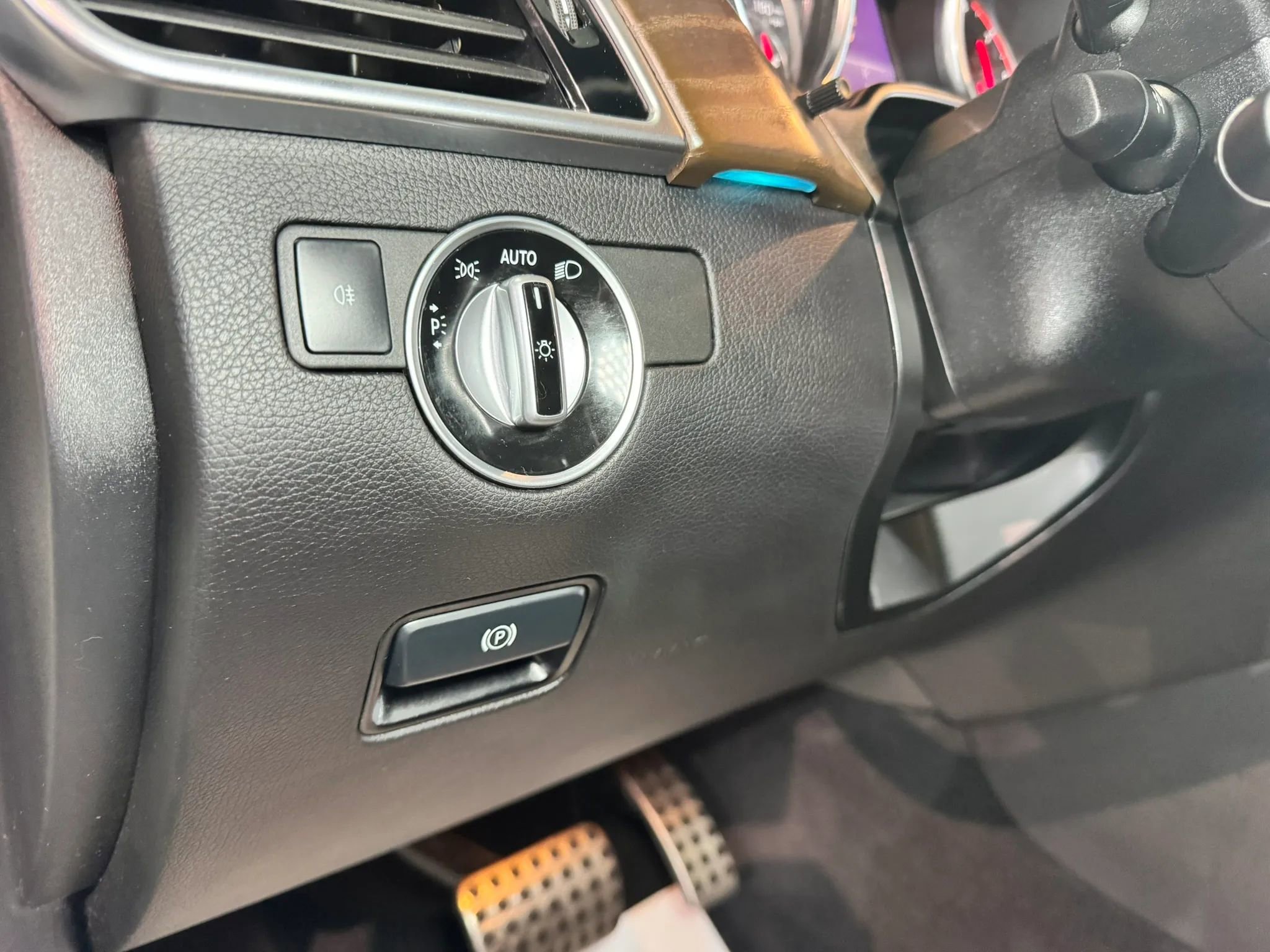 Used 2018 Mercedes-Benz GLE 43 AMG 4MATIC Coupe image 24