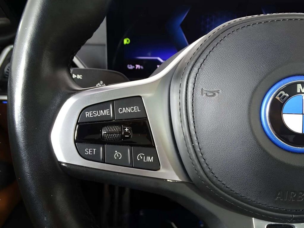 Used 2023 BMW i4 eDrive40 w/ M Sport Package image 29