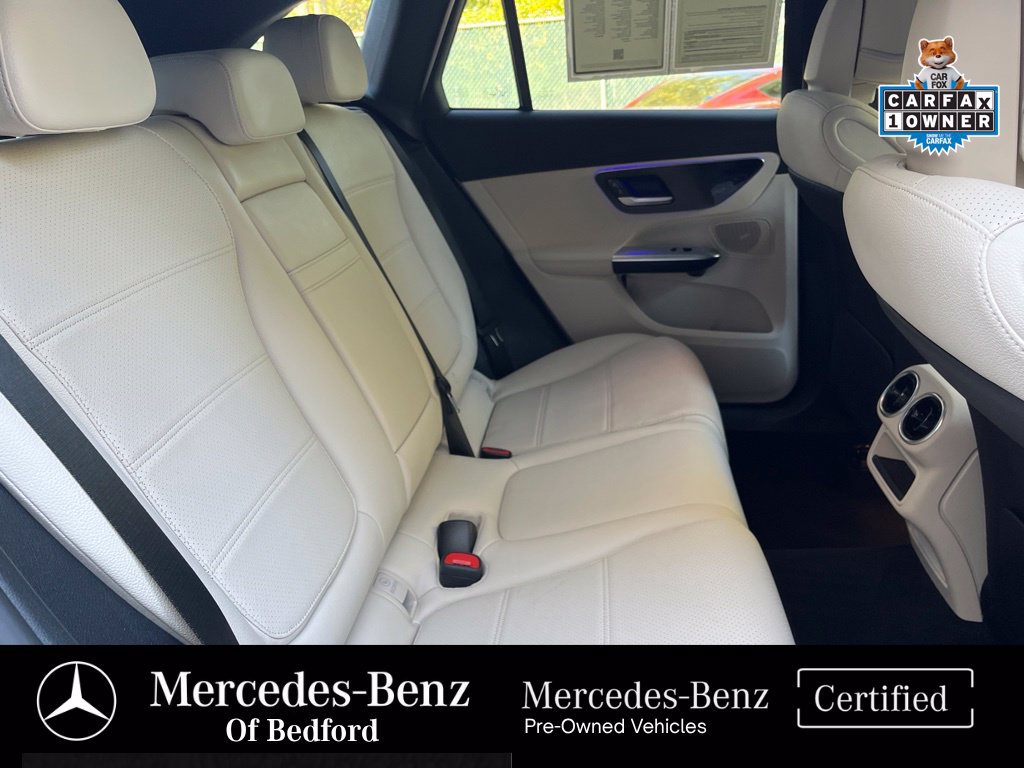 Used 2024 Mercedes-Benz GLC 300 4MATIC image 19