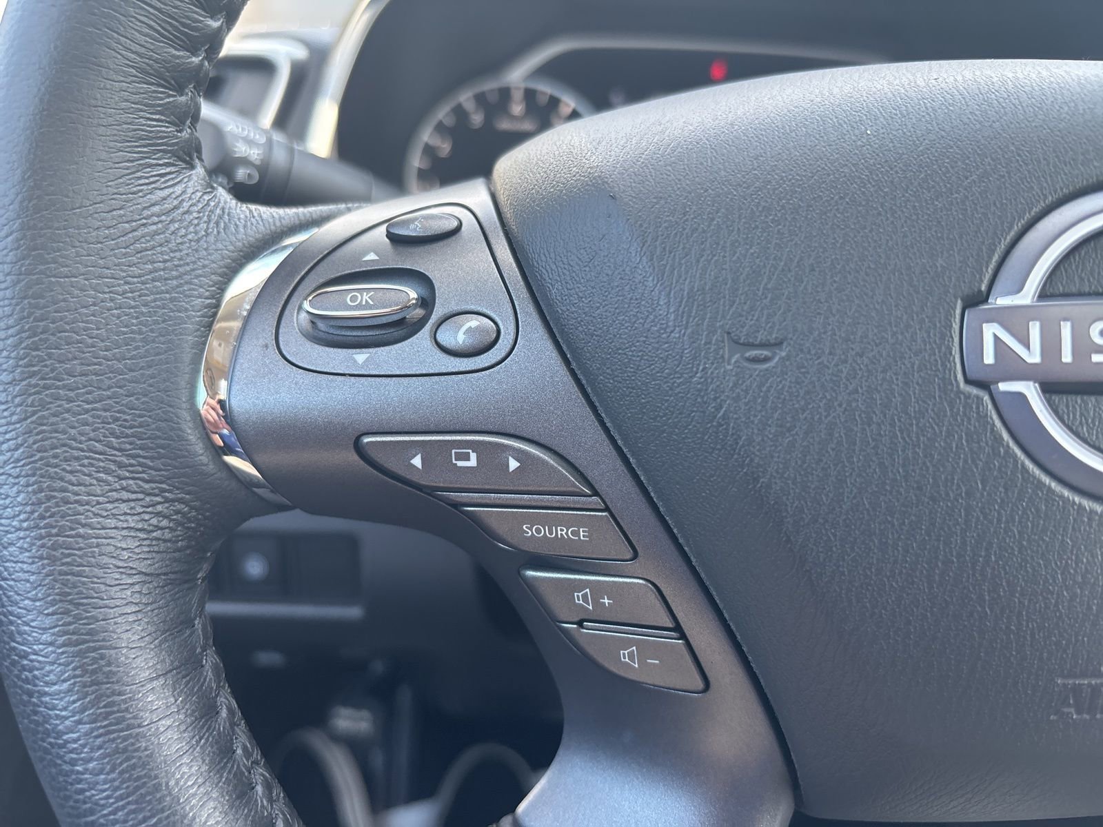 Used 2024 Nissan Murano SL image 13