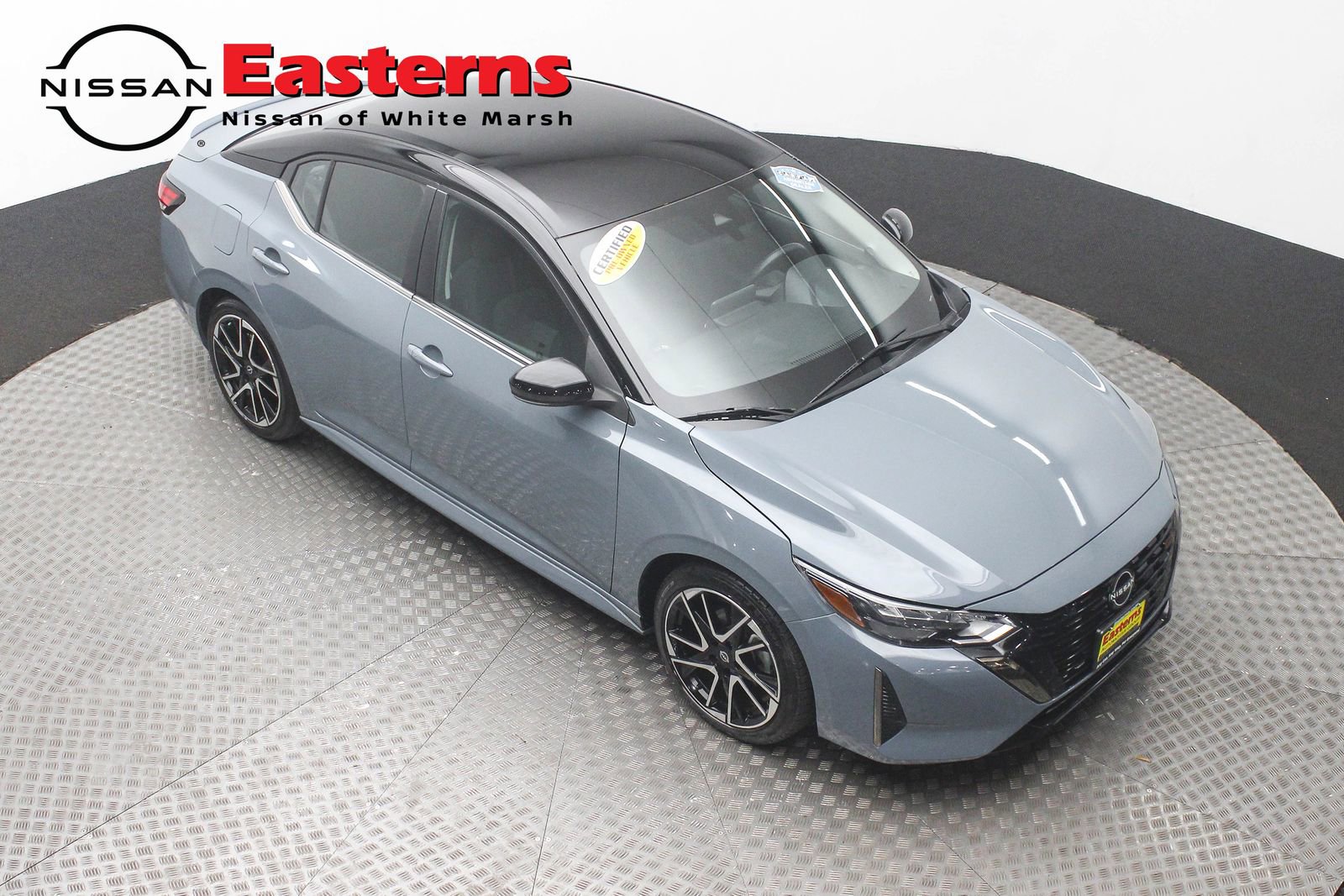 Used 2024 Nissan Sentra SR FWD image 3