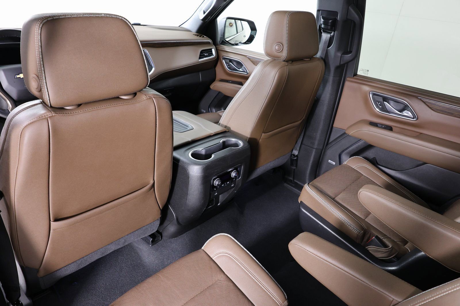 Used 2024 Chevrolet Tahoe High Country image 56