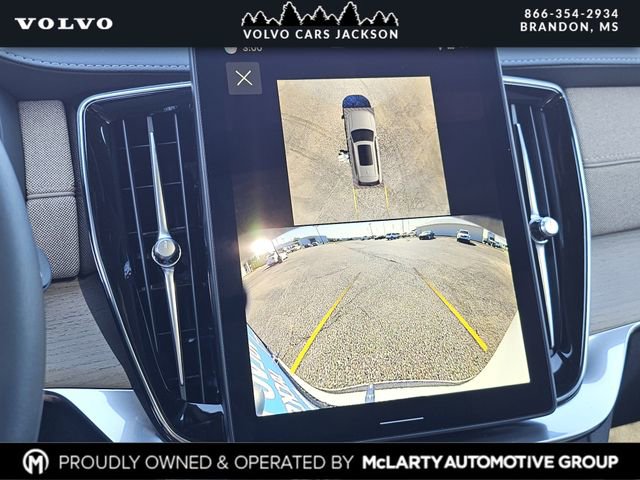New 2026 Volvo XC90 B6 Plus w/ Protection Package Premier image 11