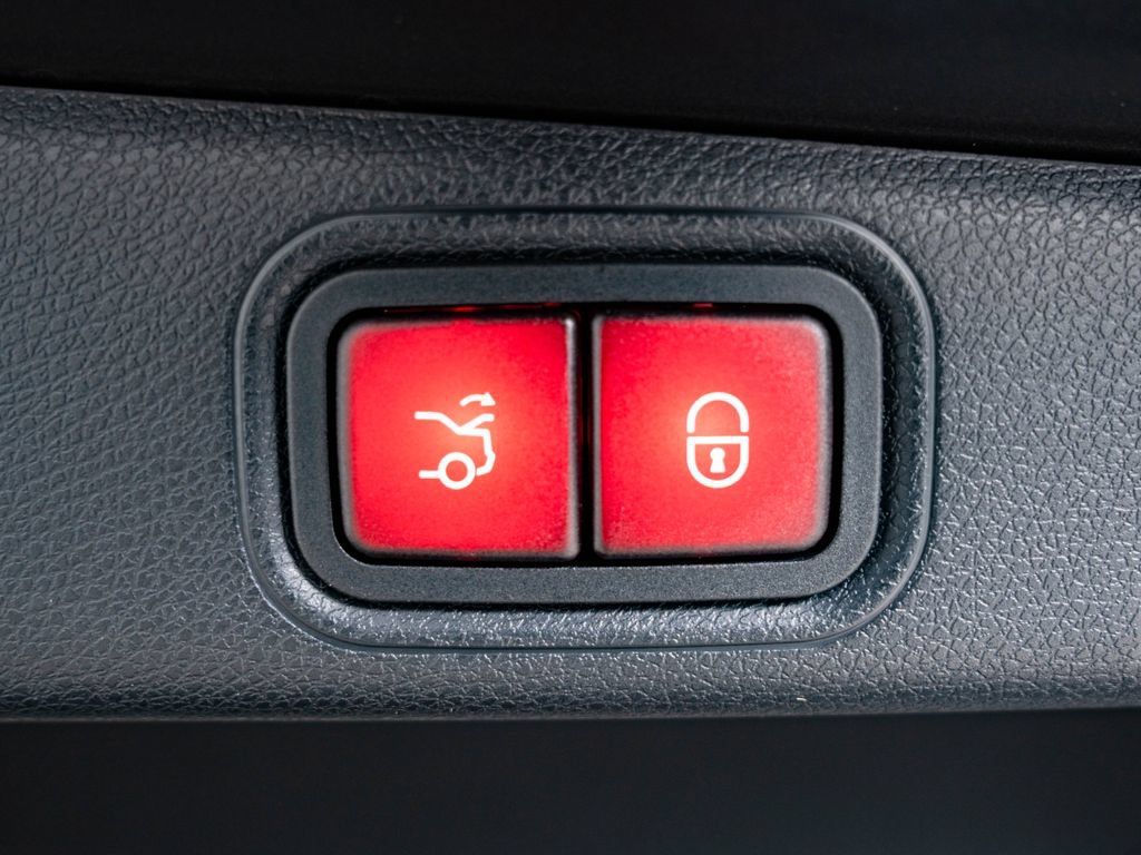 Certified 2023 Mercedes-Benz E 63 AMG S image 25