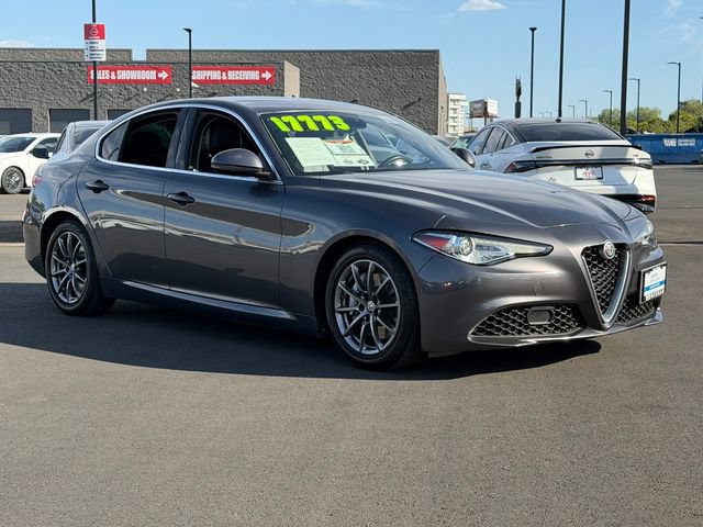 Used 2019 Alfa Romeo Giulia RWD image 7
