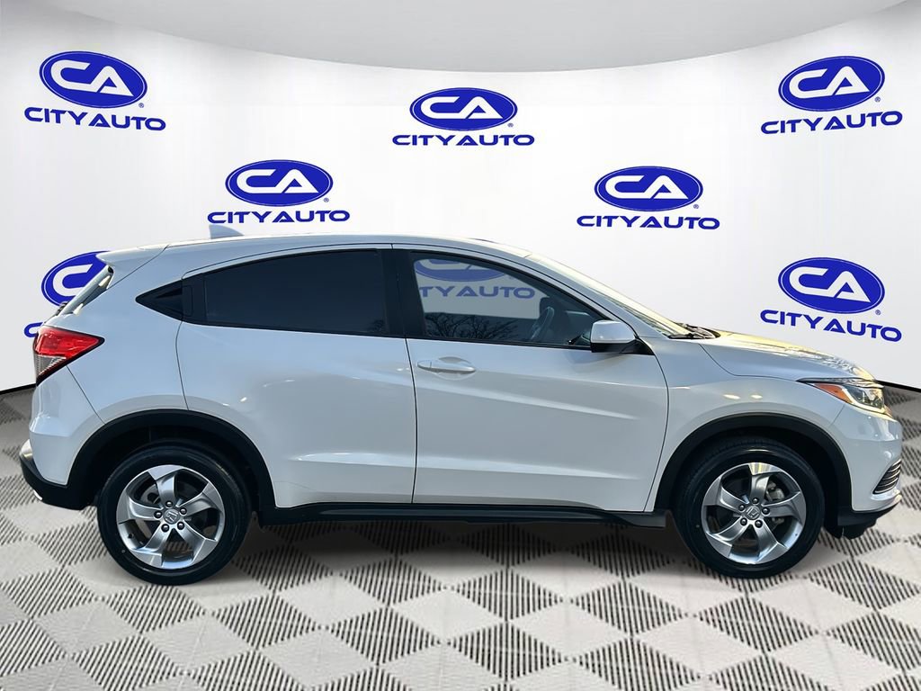 Used 2021 Honda HR-V LX image 2