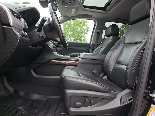 Used 2020 GMC Yukon SLT w/ Premium Edition AWD/4WD image 14