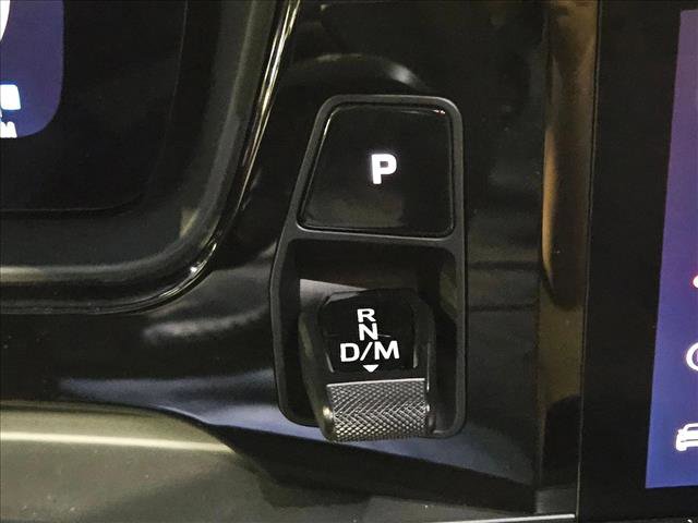 Used 2025 Porsche Cayenne GTS image 11