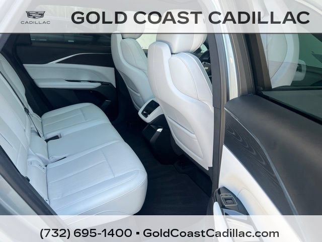 Certified 2024 Cadillac Lyriq Luxury RWD image 8