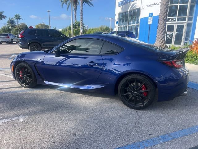 Used 2025 Toyota GR86 Premium w/ Performance Package image 4