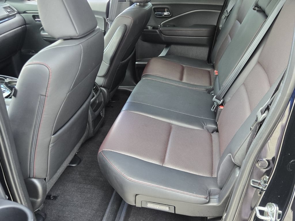 Certified 2023 Honda Ridgeline Black Edition image 11