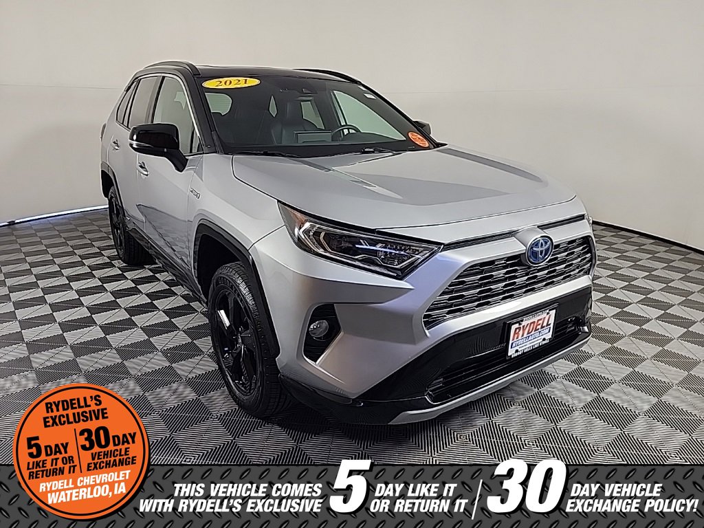 Used 2021 Toyota RAV4 XSE image 2
