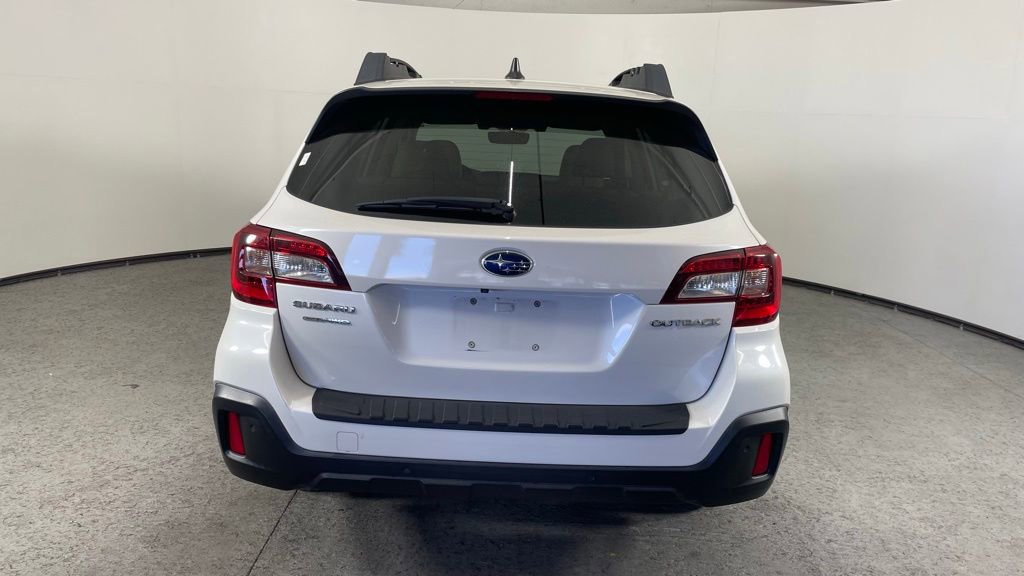 Used 2018 Subaru Outback 2.5i Limited AWD/4WD image 4