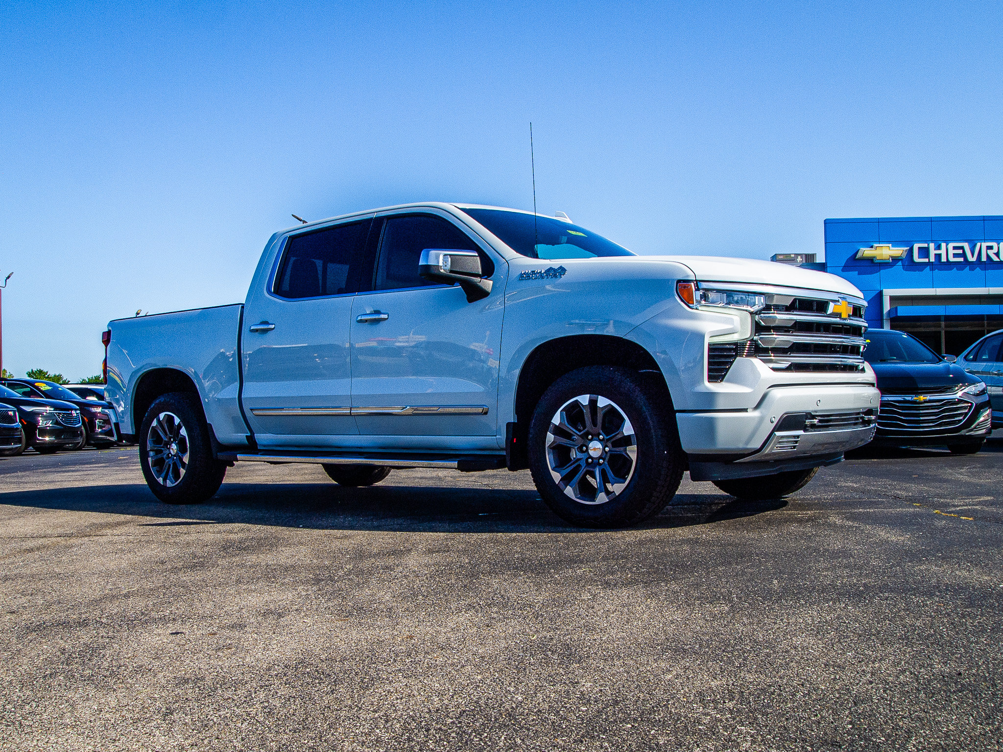 New 2026 Chevrolet Silverado 1500 High Country w/ Technology Package AWD/4WD image 9
