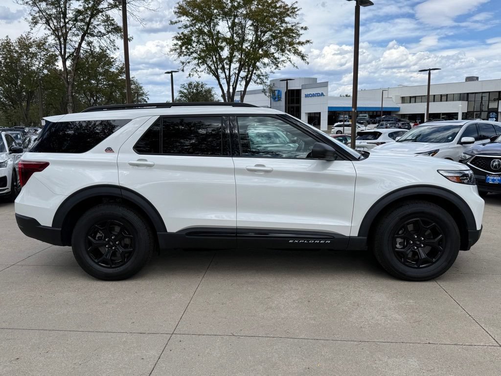 Used 2023 Ford Explorer Timberline AWD/4WD image 3