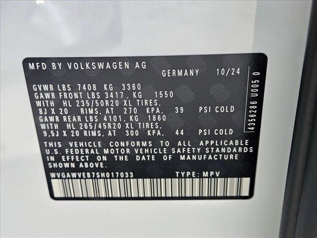 New 2025 Volkswagen ID. Buzz Pro S RWD image 18