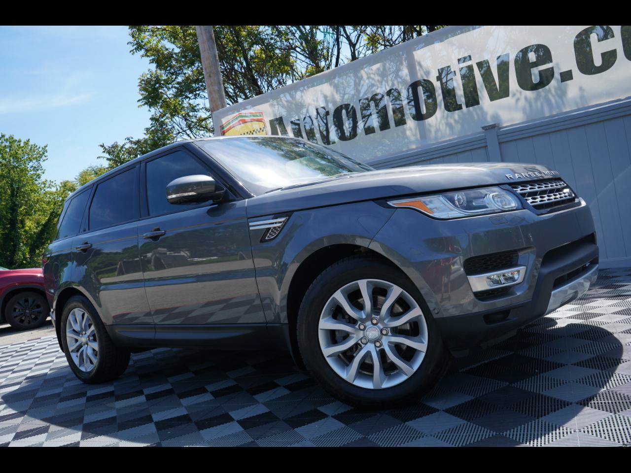 Used 2016 Land Rover Range Rover Sport HSE AWD/4WD image 1