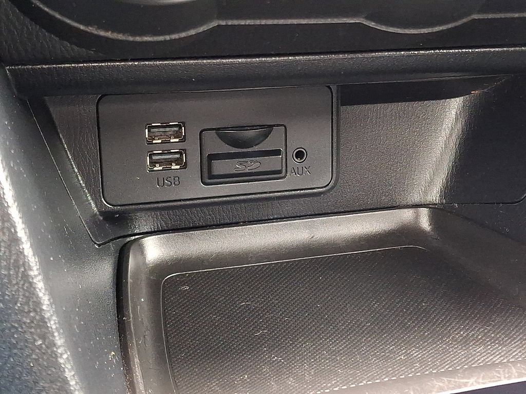 Used 2015 MAZDA MAZDA3 i Sport FWD image 24