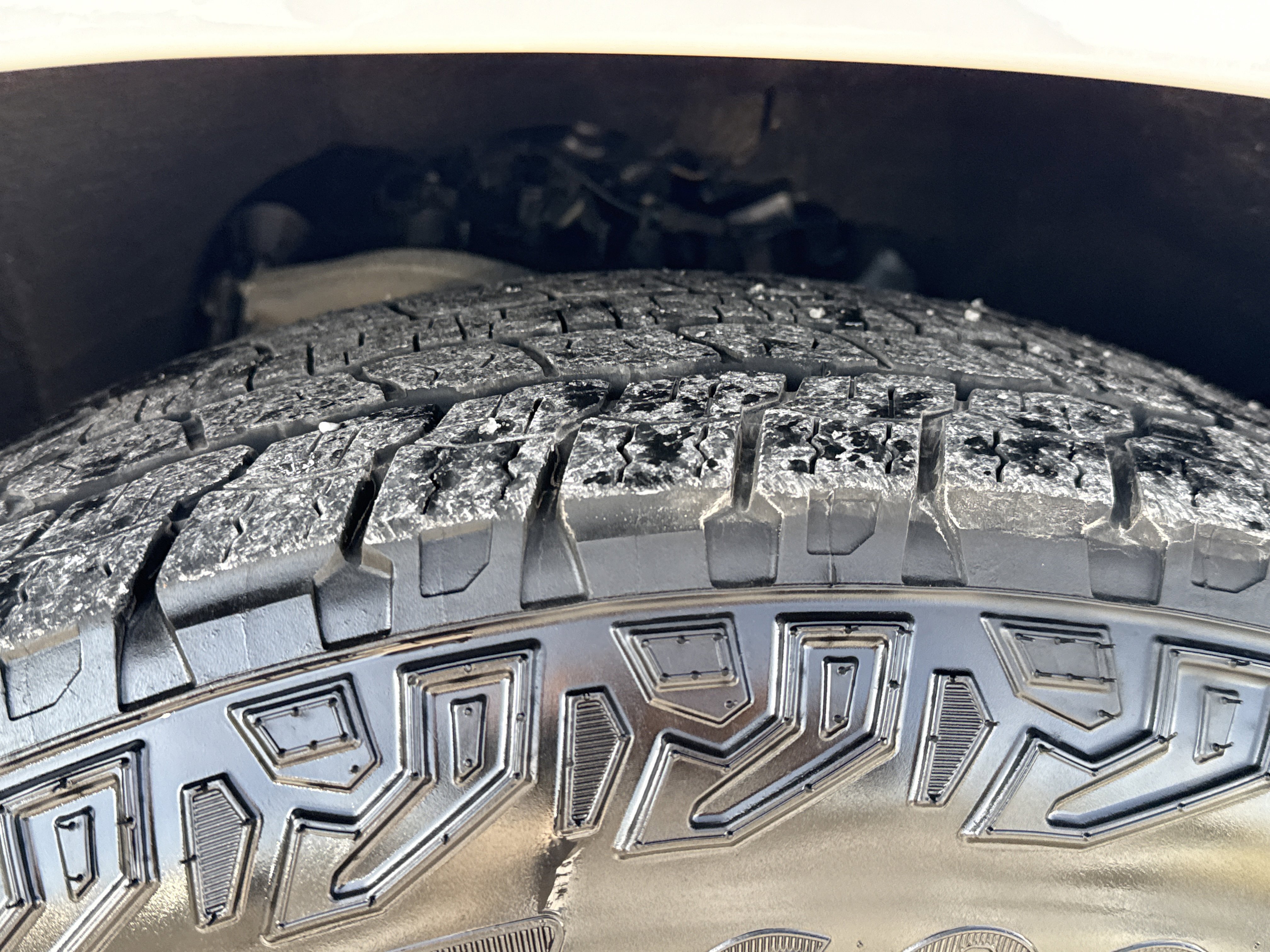 Used 2024 Chevrolet Tahoe Z71 w/ Z71 Off-Road Package image 12