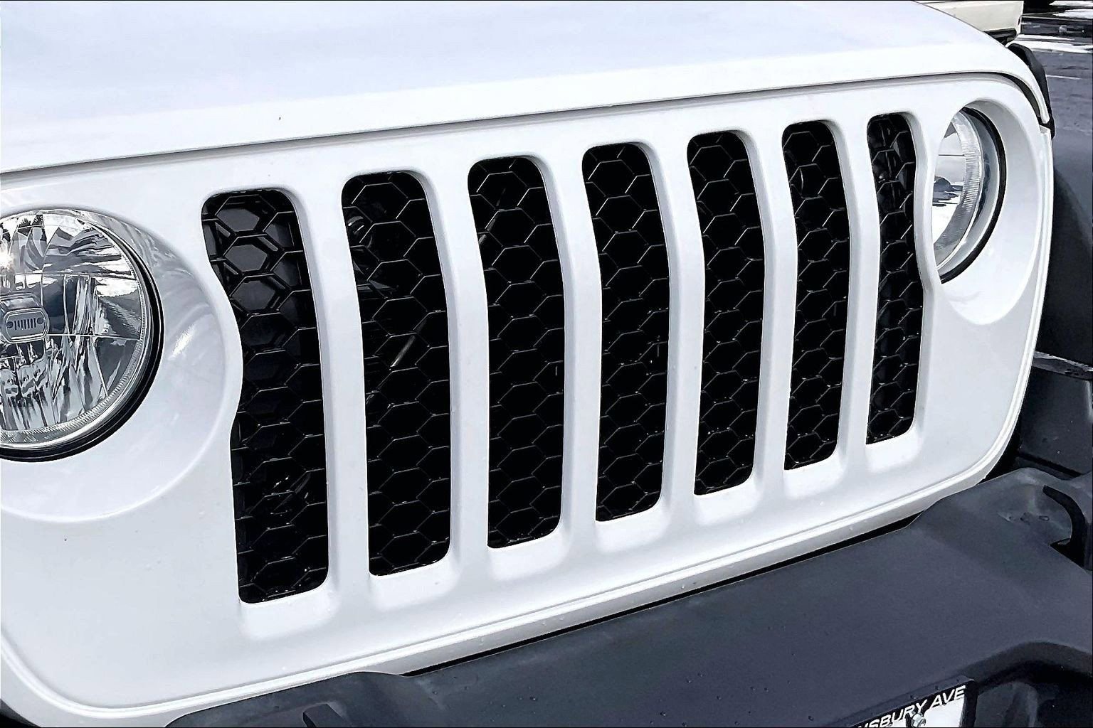 Certified 2020 Jeep Gladiator Sport w/ Quick Order Package 24S image 28