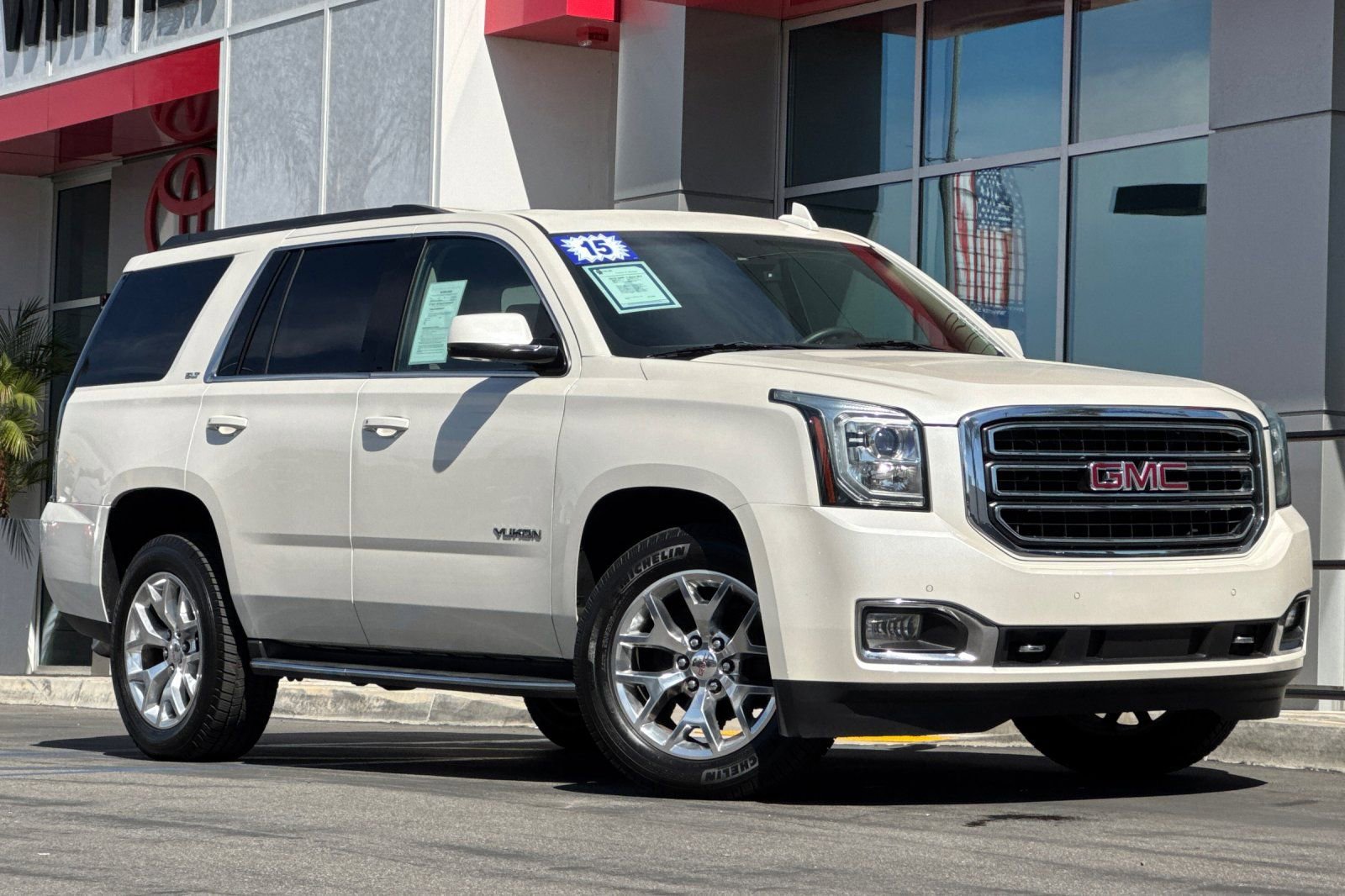 Used 2015 GMC Yukon SLT w/ Open Road Package image 2