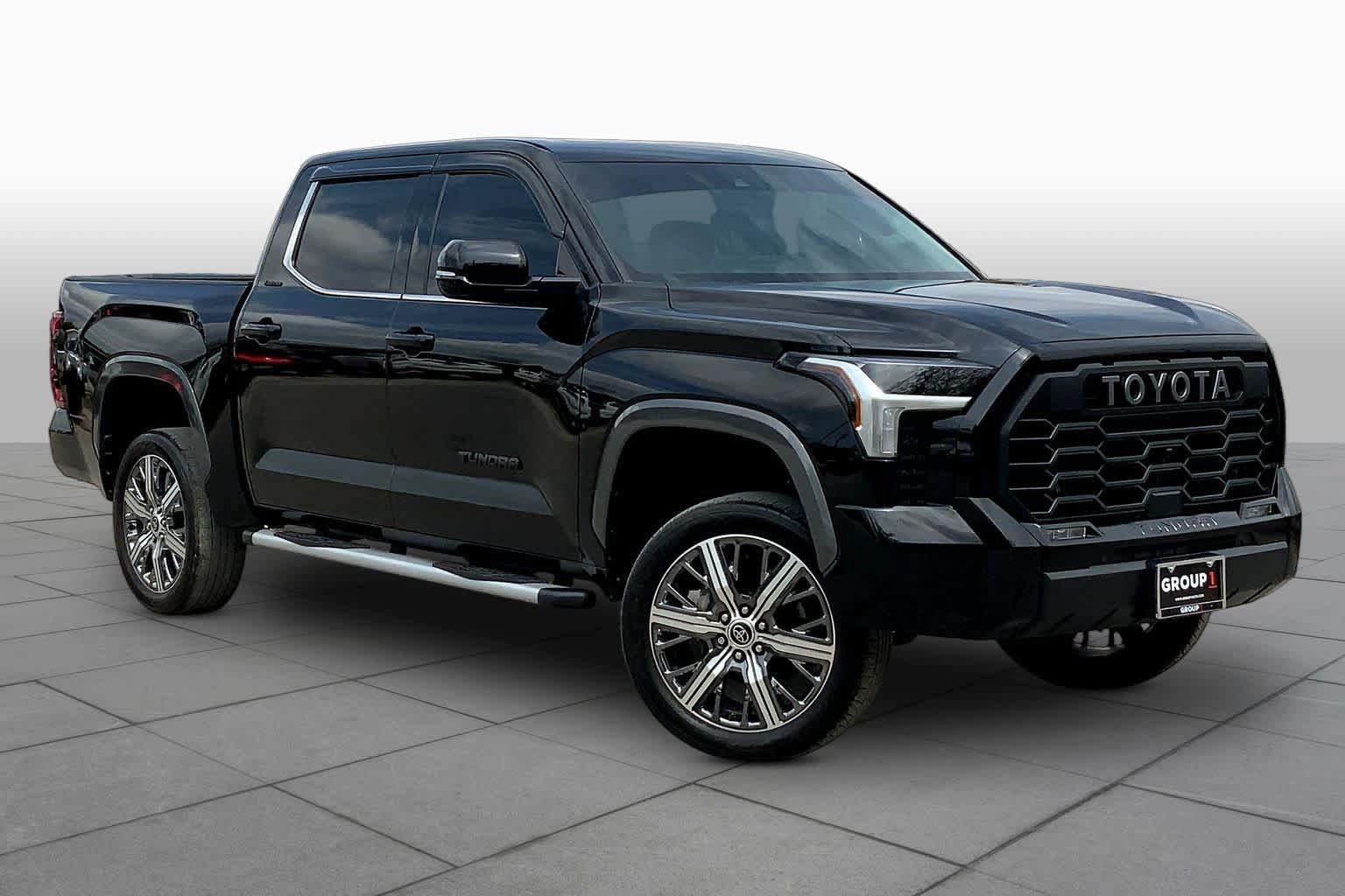Used 2023 Toyota Tundra Limited w/ Power Package RWD image 3