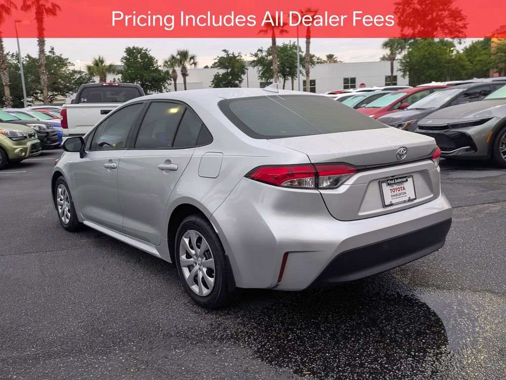 Certified 2025 Toyota Corolla LE FWD image 7