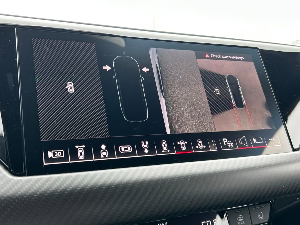 New 2026 Audi RS e-tron GT Base image 44