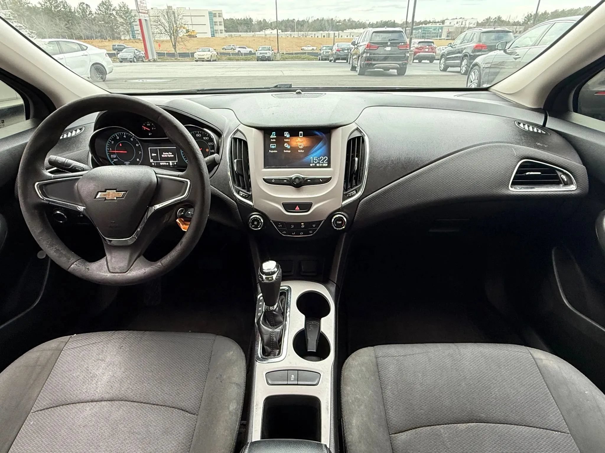 Used 2018 Chevrolet Cruze LS FWD image 3