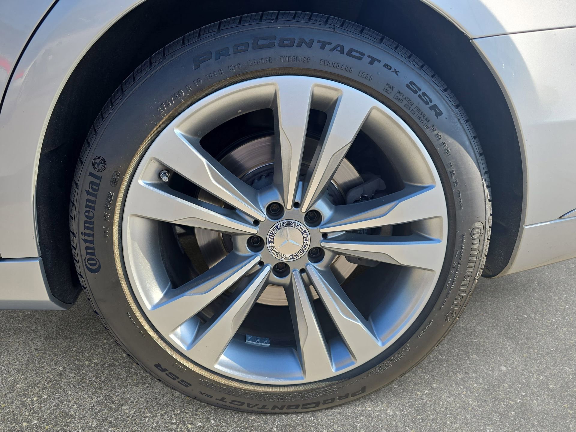 Used 2015 Mercedes-Benz S 550 4MATIC Sedan image 32