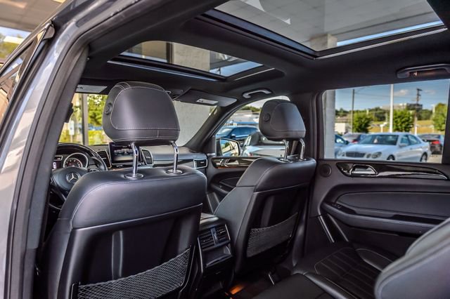 Used 2017 Mercedes-Benz GLS 450 4MATIC image 45