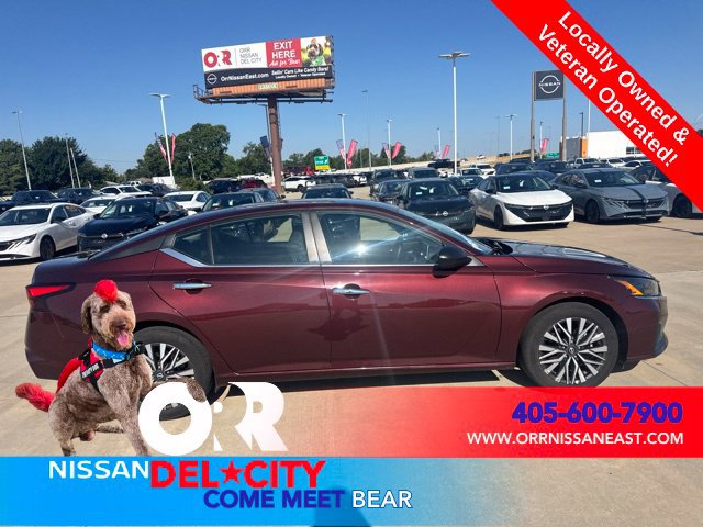 Used 2025 Nissan Altima 2.5 SV FWD image 6