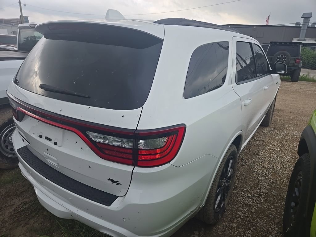 Used 2021 Dodge Durango R/T w/ Technology Group AWD/4WD image 3