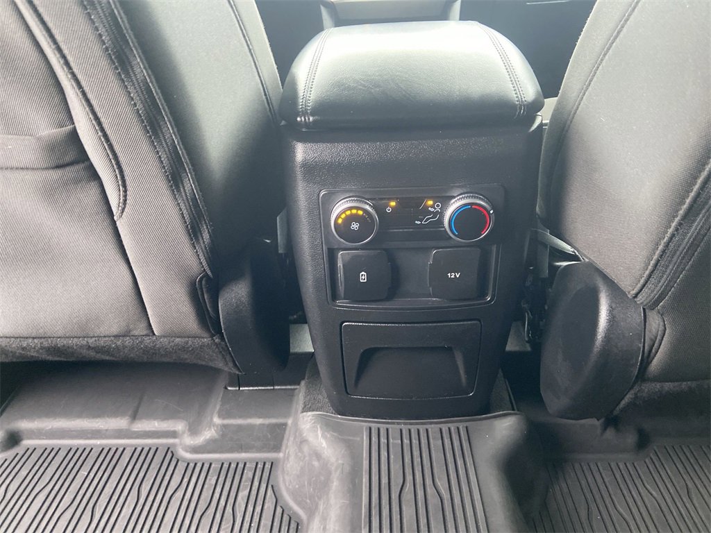 Used 2022 Ford Explorer XLT image 21