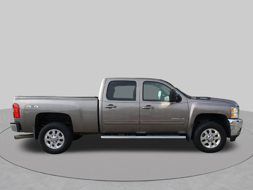 Used 2014 Chevrolet Silverado 3500 LTZ w/ LTZ Plus Package AWD/4WD image 6