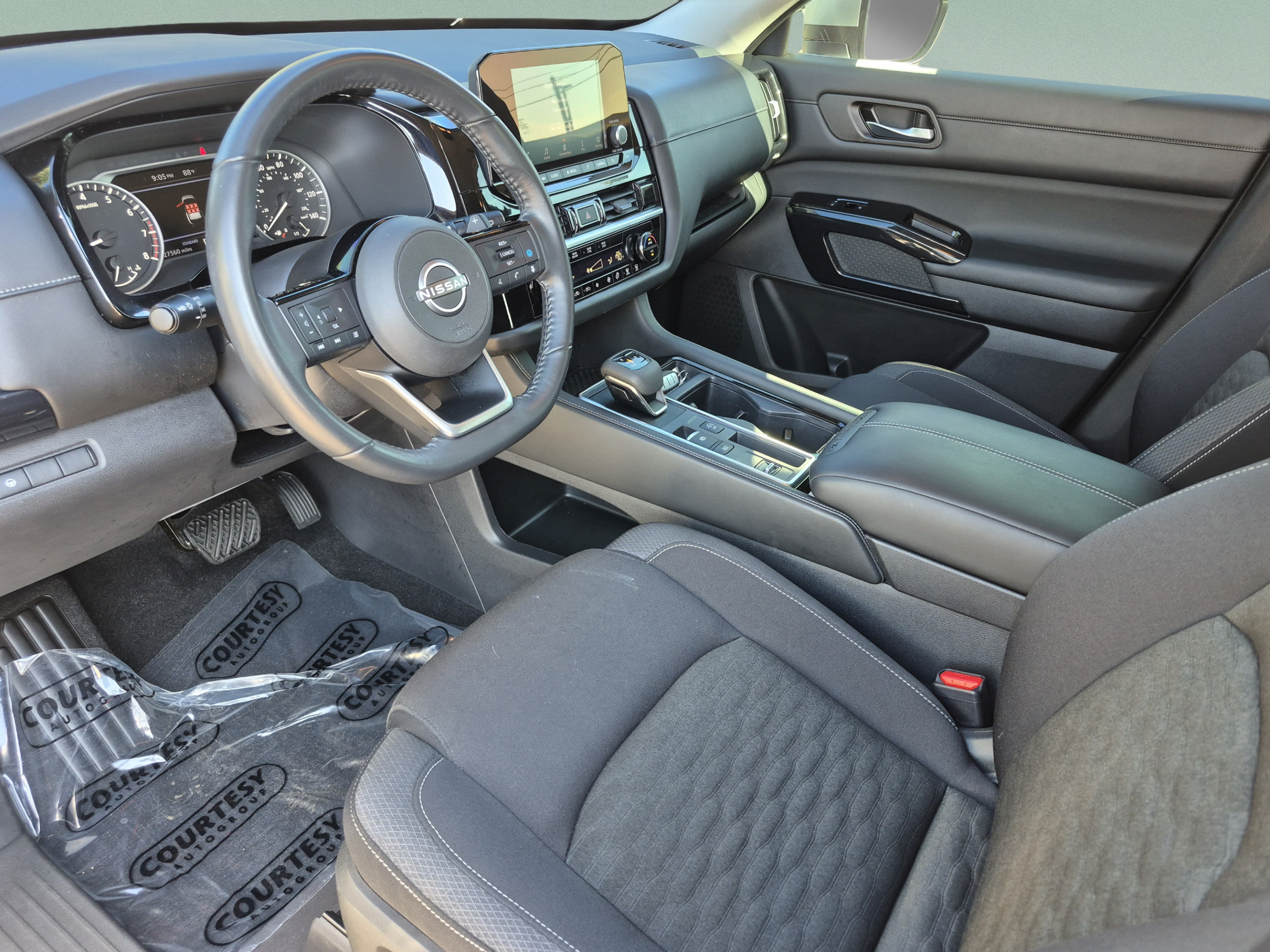 Certified 2022 Nissan Pathfinder SV FWD image 20